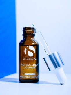 IS CLINICAL高效防禦精華素PRO-HEAL®SERUM