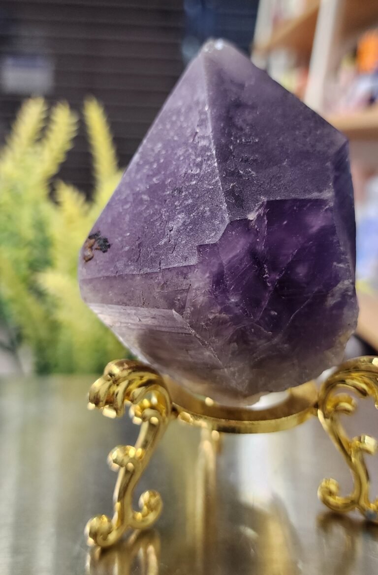天然紫晶大牙｜舒壓放鬆・提升專注與睡眠氣場